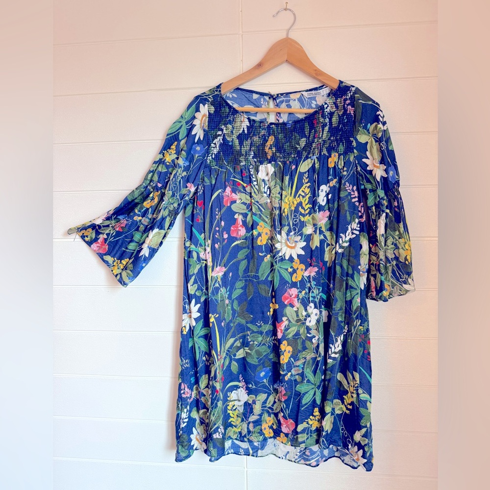 ZARA Floral Navy Blue Viscose Smocked Tunic Dress. Flowy Boho